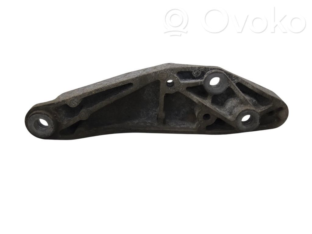 Opel Astra H Gearbox mounting bracket 