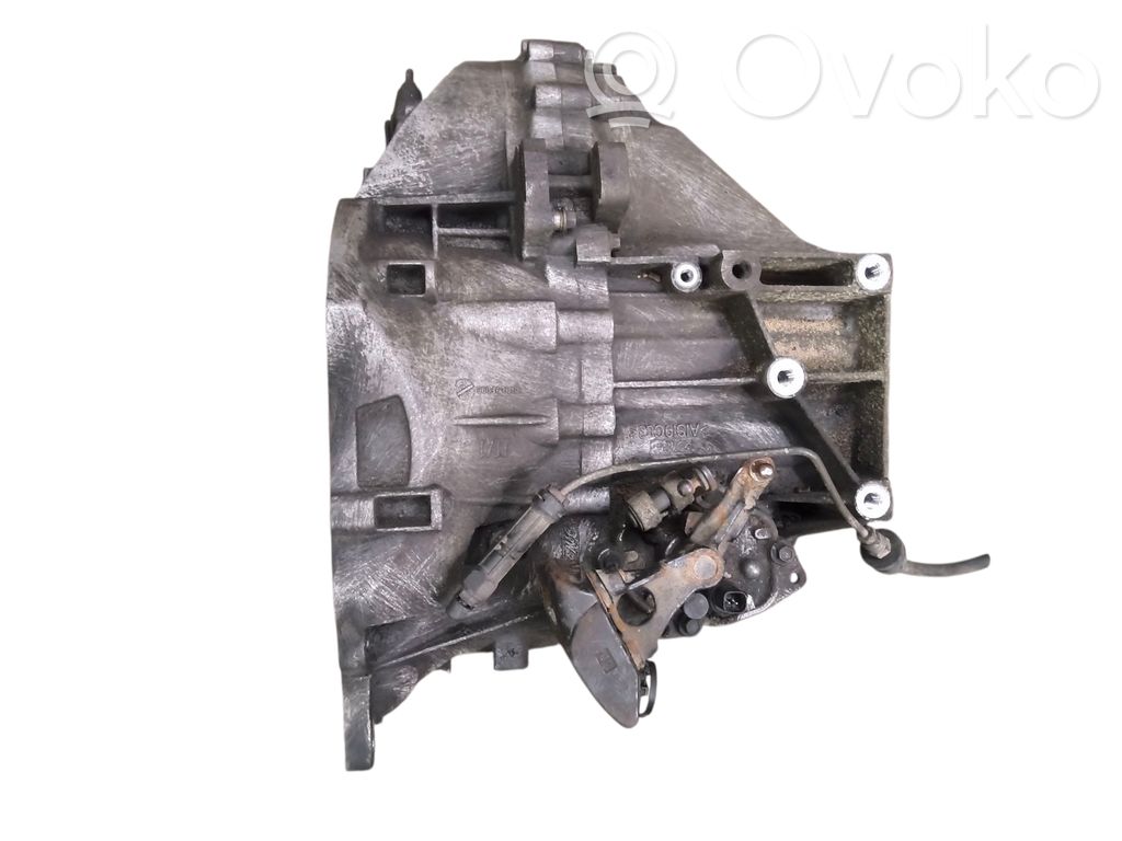 Volvo V50 Manualna 6-biegowa skrzynia biegów 
