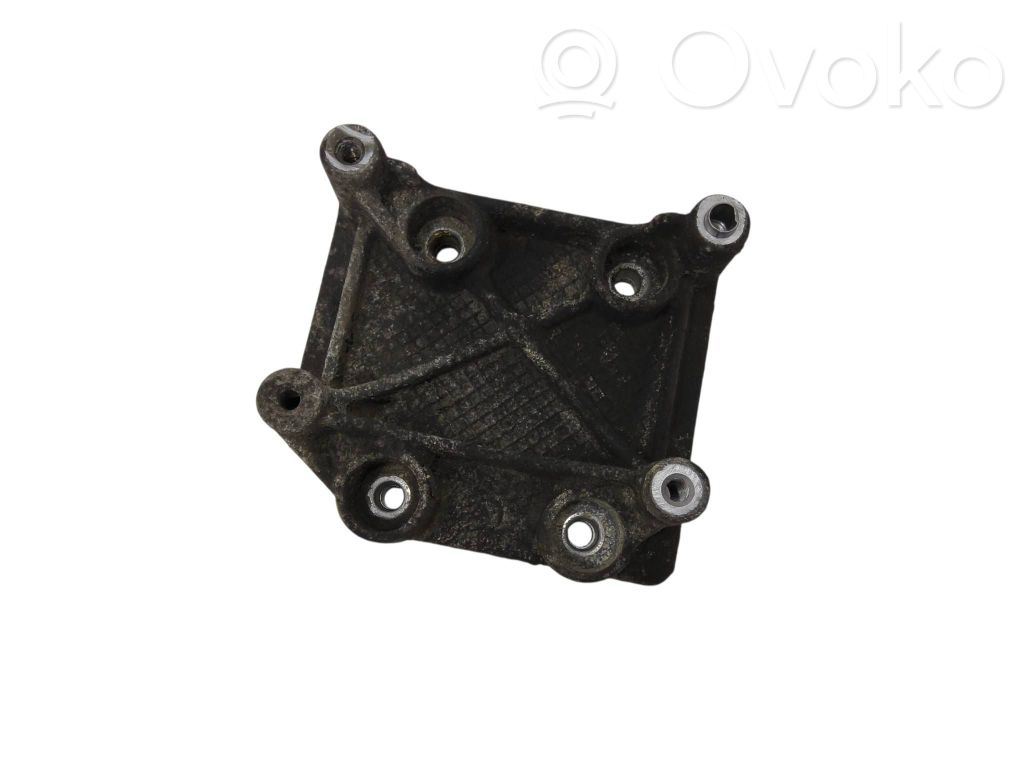 Citroen C2 Engine mounting bracket 