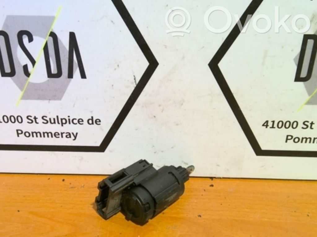 BMW 3 E36 Brake pedal sensor switch 