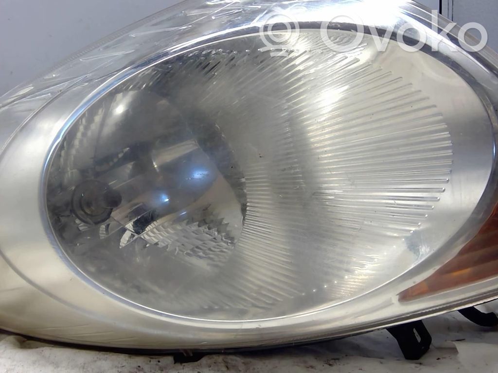 Phare frontale   260609U10A