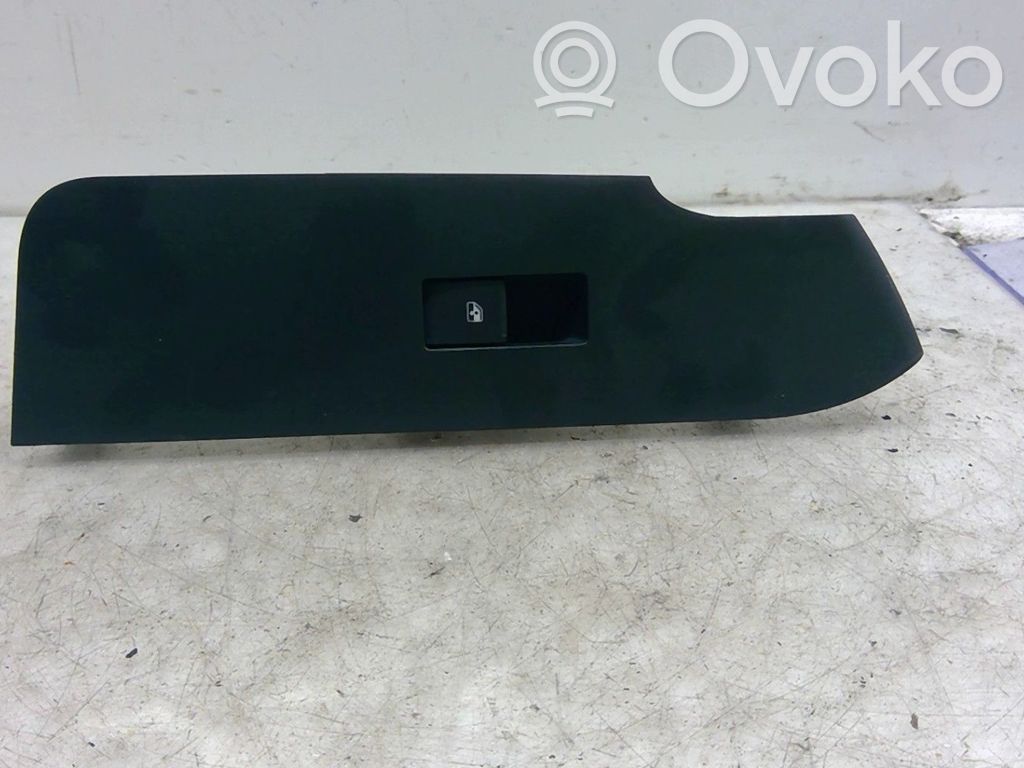 Chevrolet Captiva Electric window control switch 