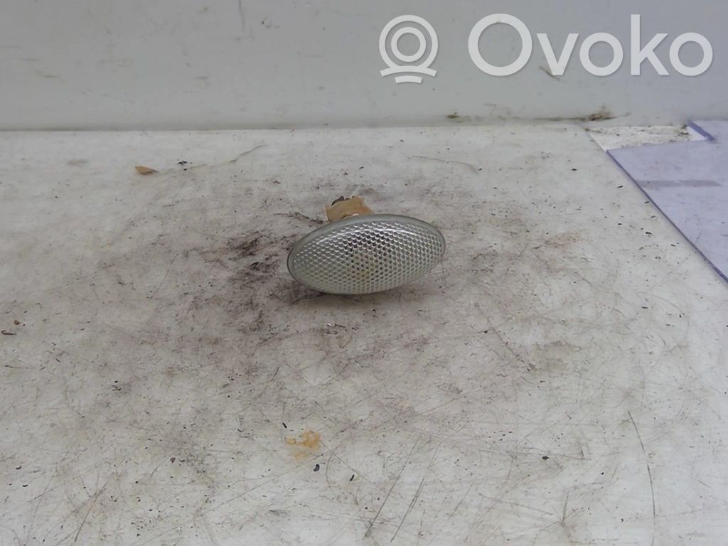Citroen Xsara Picasso Front indicator light 