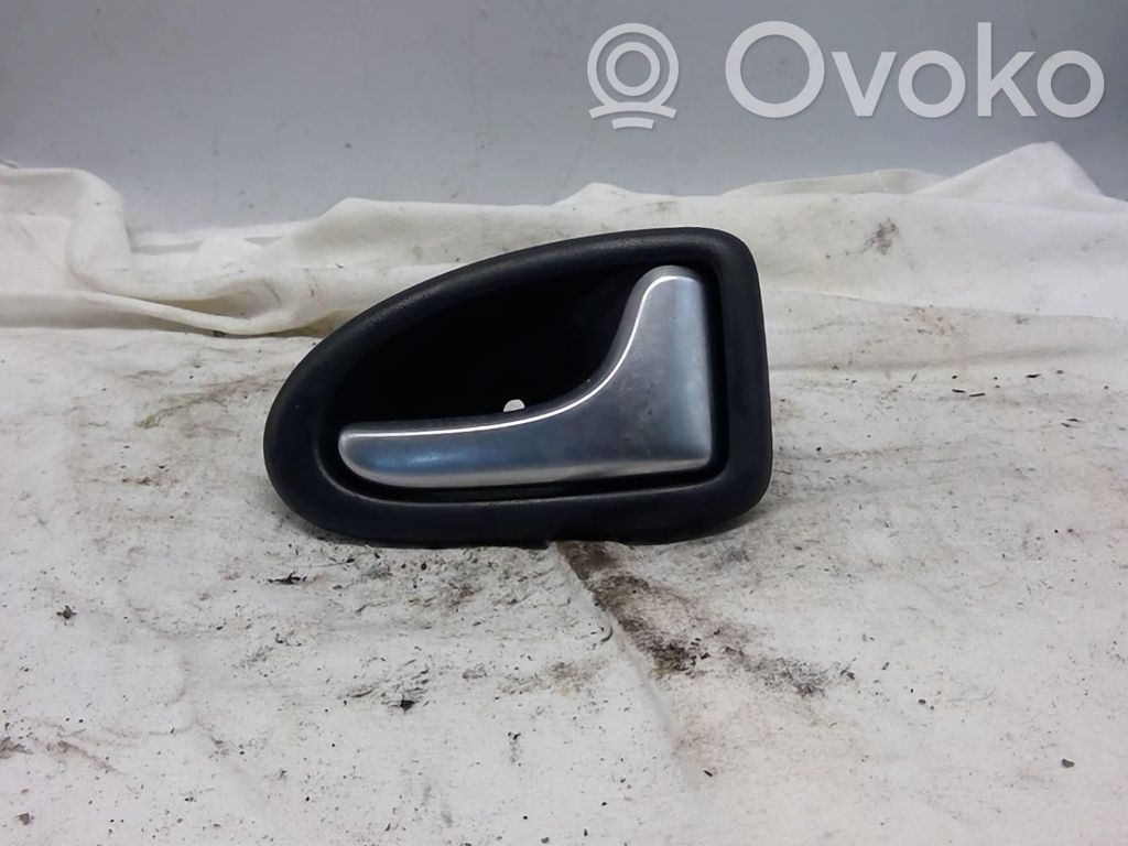 Renault Clio II Manecilla interna puerta trasera 