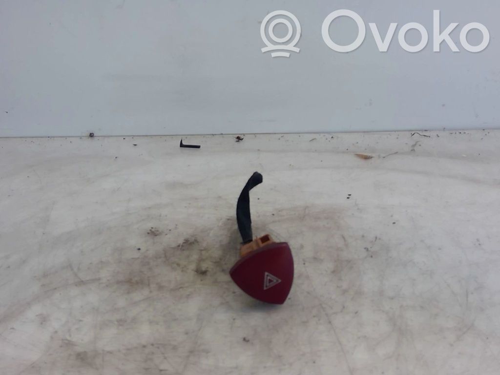 Botón interruptor de luz de peligro   00006554J8