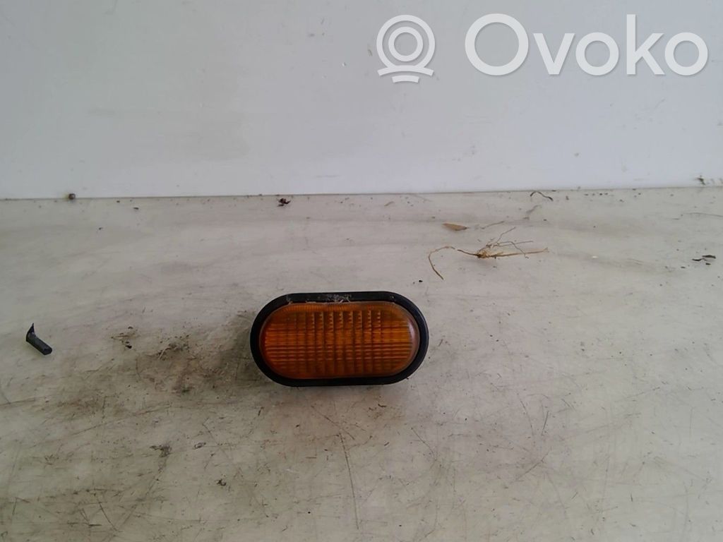 Renault Clio I Front indicator light 