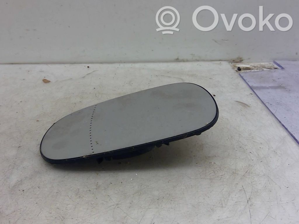 Renault Clio II Sivupeilin lasi 