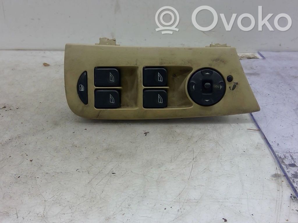 Jaguar X-Type Electric window control switch 