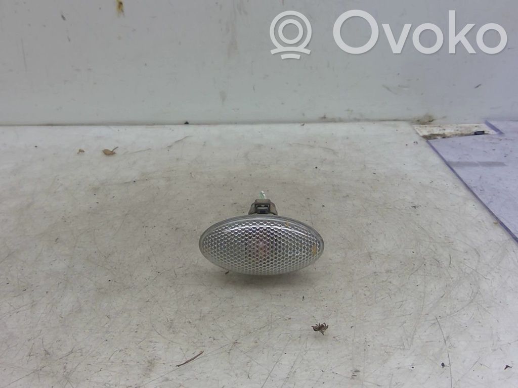 Citroen C5 Front indicator light 