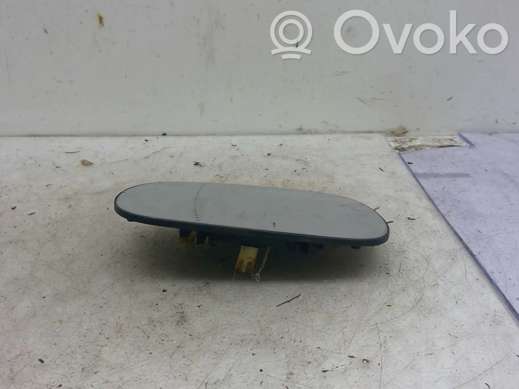 Renault Clio II Sivupeilin lasi 