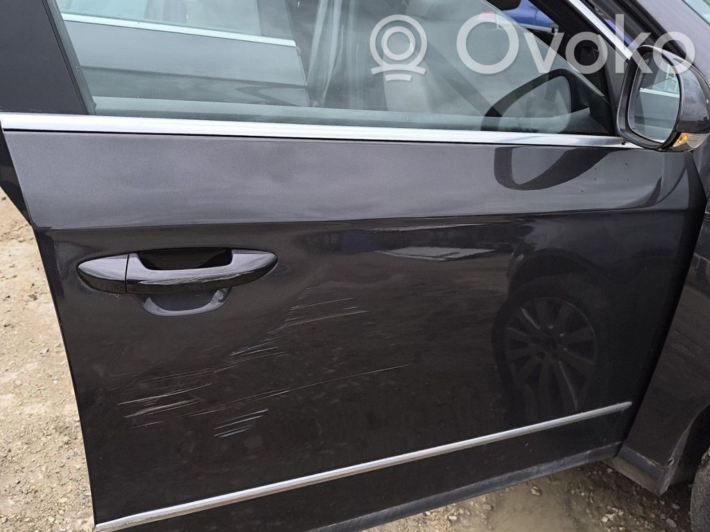 Volkswagen PASSAT B6 Drzwi przednie 
