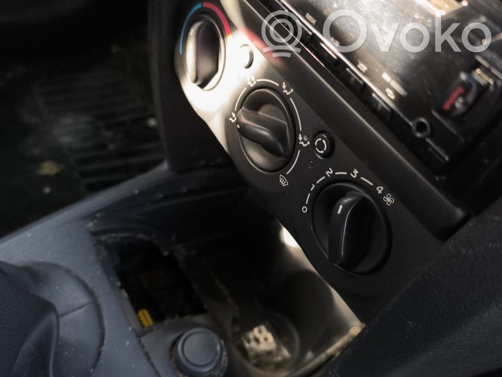 Renault Clio II Climate control unit 