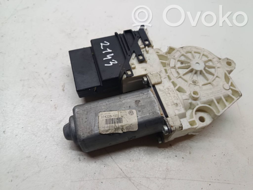 Volkswagen Jetta V Asa reguladora de la puerta trasera 