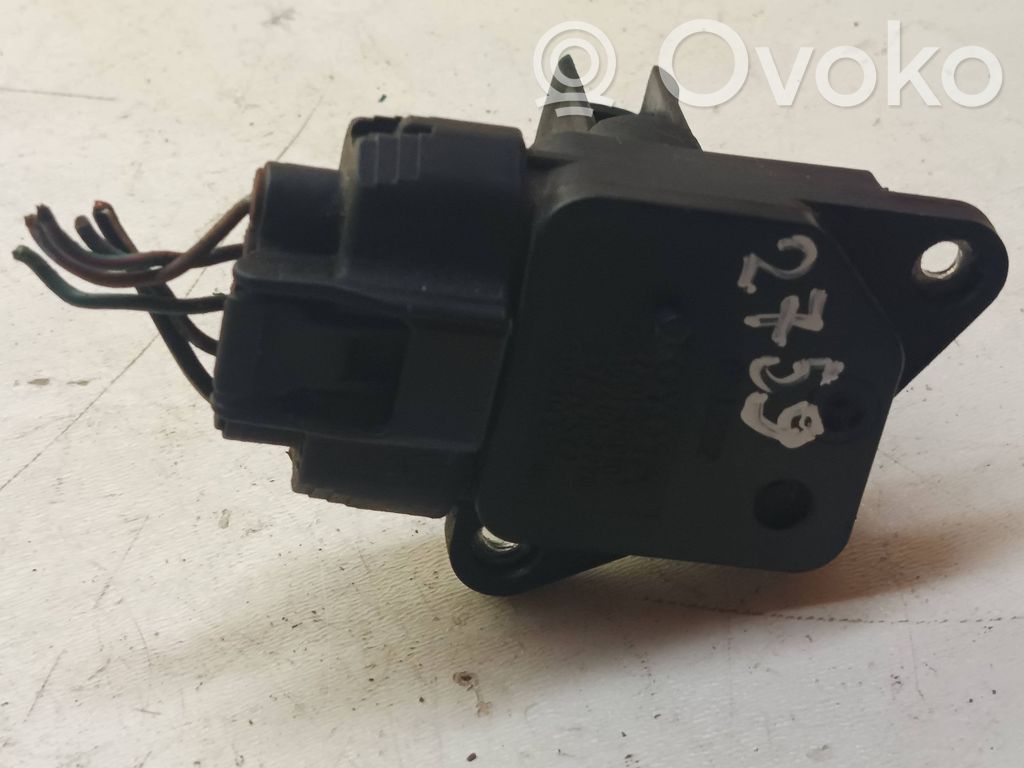 Toyota Avensis T250 Mass air flow meter 