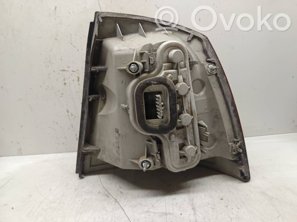 Opel Astra G Lampa tylna 