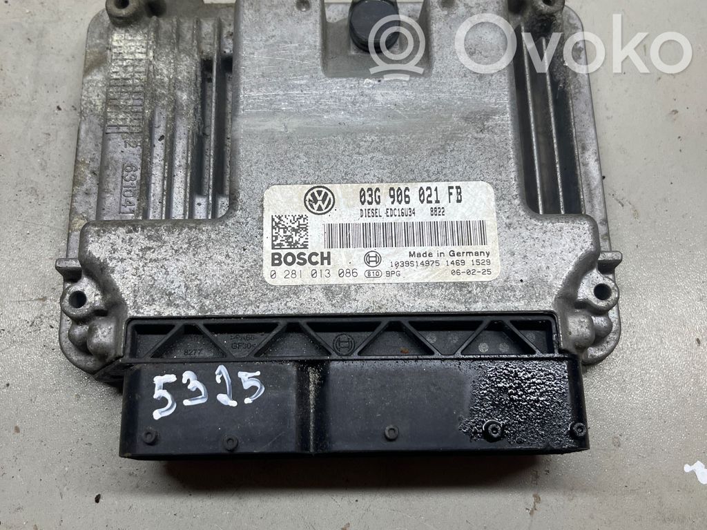 Volkswagen PASSAT B6 Komputer / Sterownik ECU silnika 