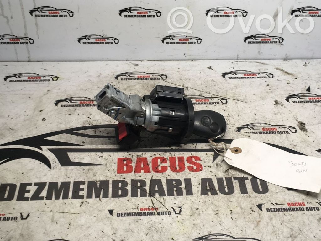 Dacia Duster Virtalukon kytkin 