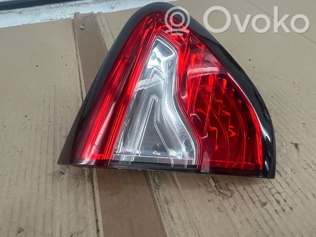 Renault Captur Rear/tail lights 