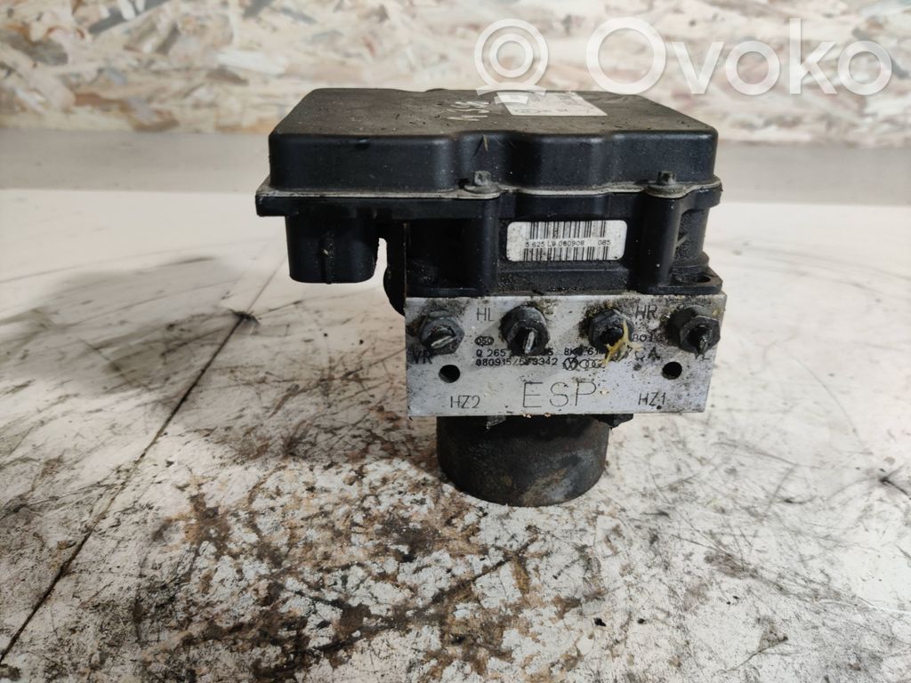 Audi A4 S4 B8 8K ABS Pump 