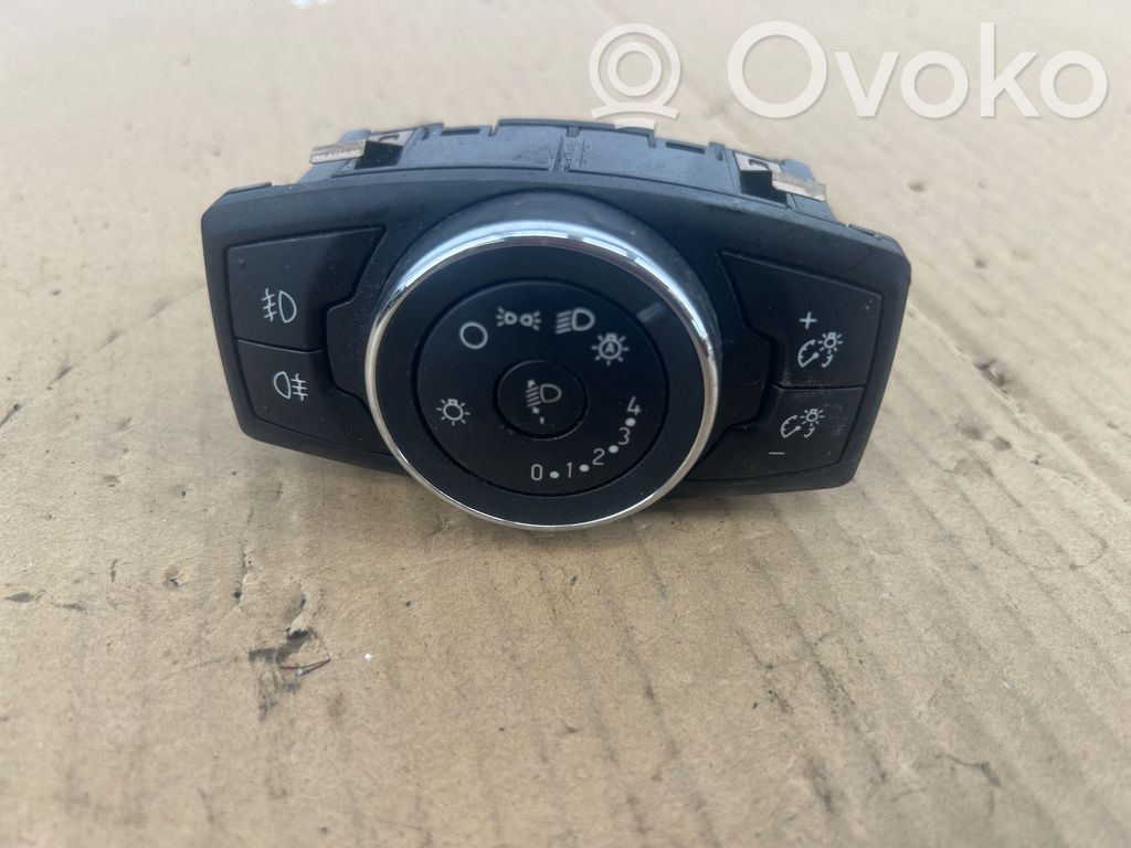 Light switch   AV1T13D061AD,10139912