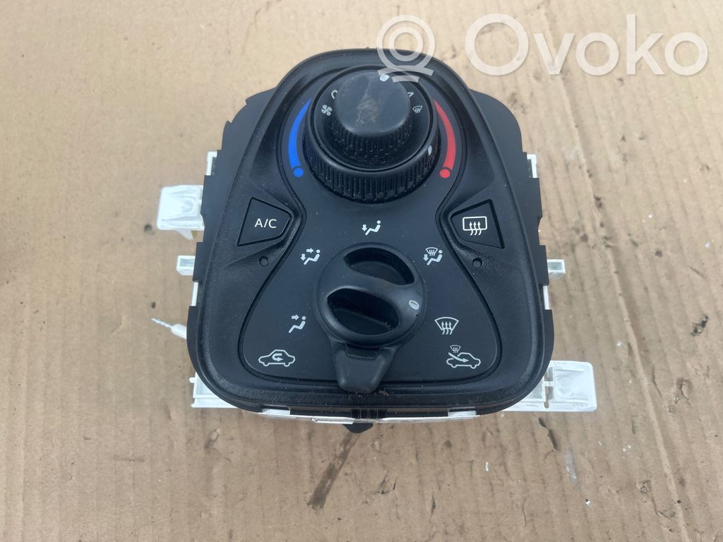Citroen C1 Climate control unit 