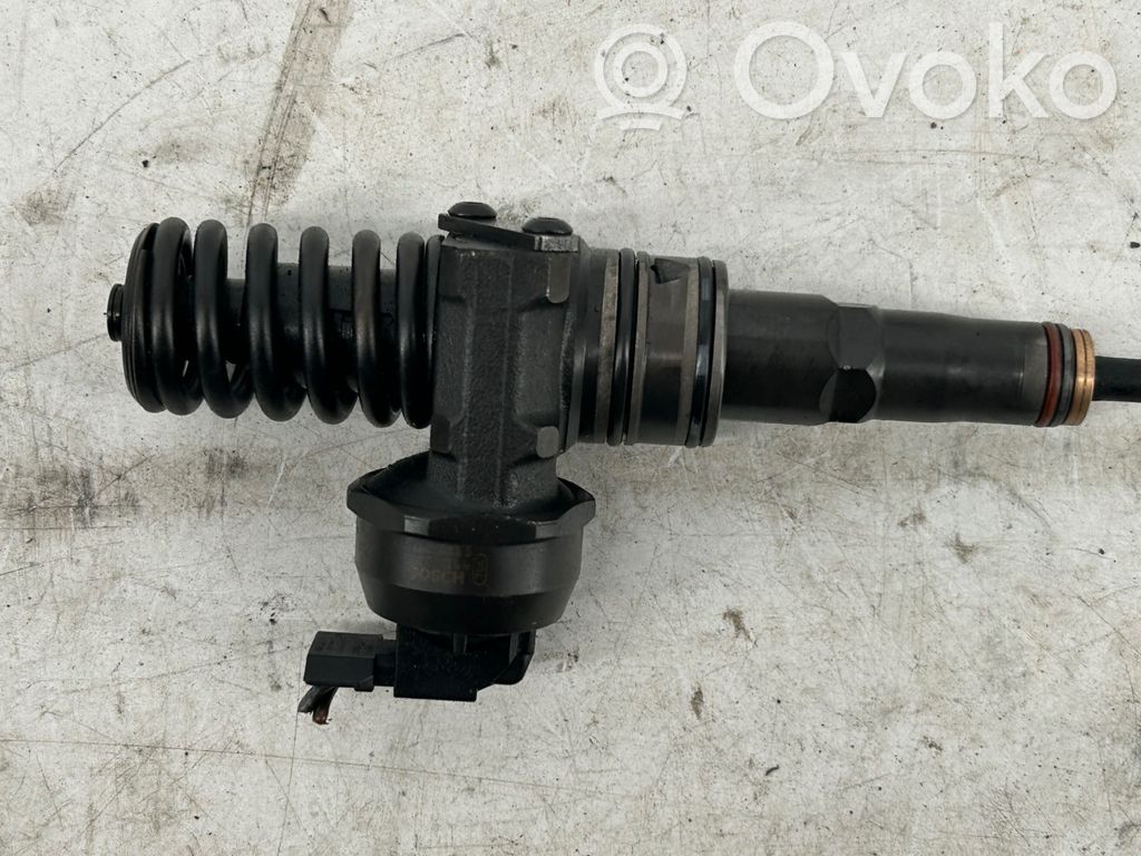 Volkswagen Caddy Inyector de combustible 
