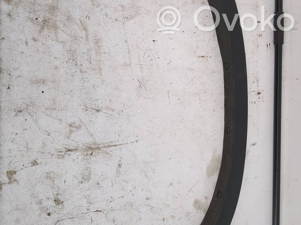 Front arch trim   14204611