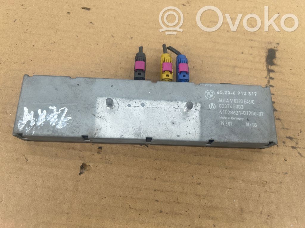 BMW Z4 E85 E86 Antenos stiprintuvas 