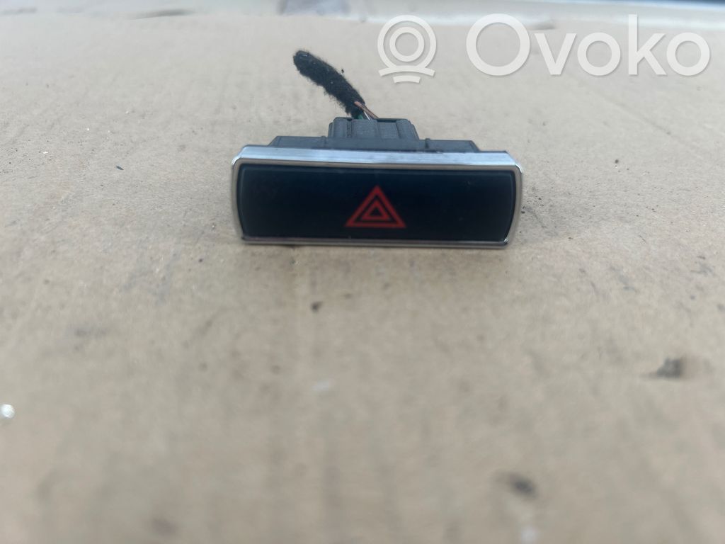 Ford Focus Hazard light switch 