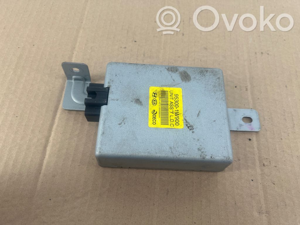 Parking PDC control unit/module   953001W900