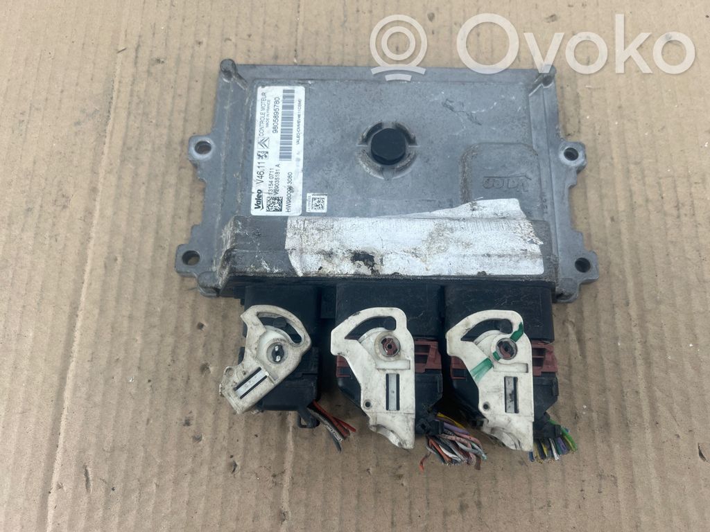 Peugeot 2008 I Engine control unit/module 