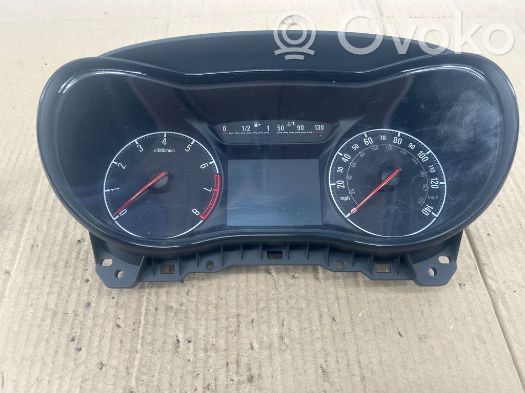 Opel Corsa E Speedometer (instrument cluster) 