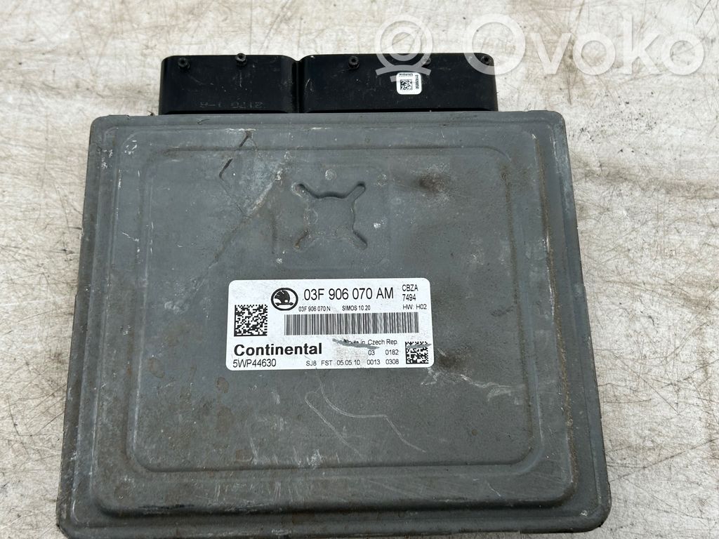 Skoda Fabia Mk2 (5J) Engine control unit/module 