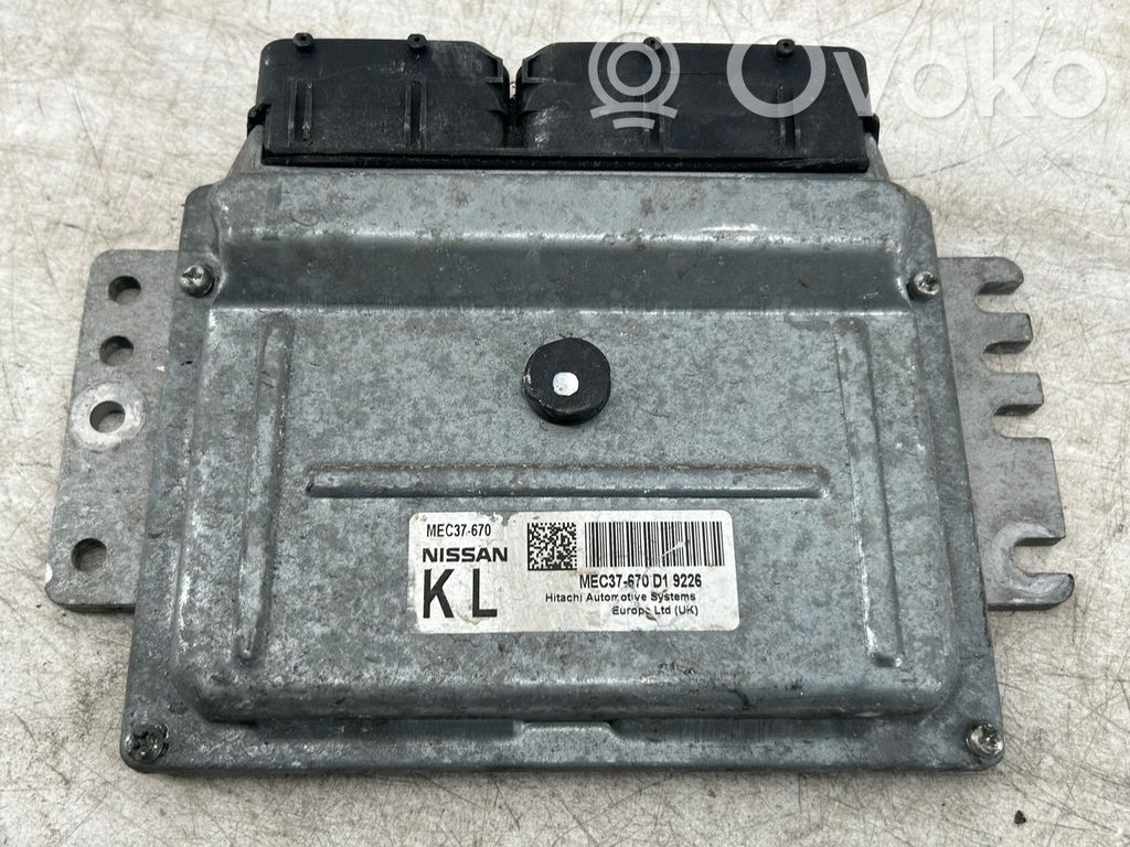 Nissan Note (E12) Variklio valdymo blokas 
