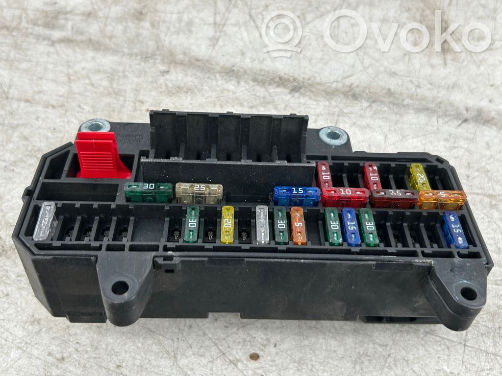 BMW 7 E65 E66 Fuse module 
