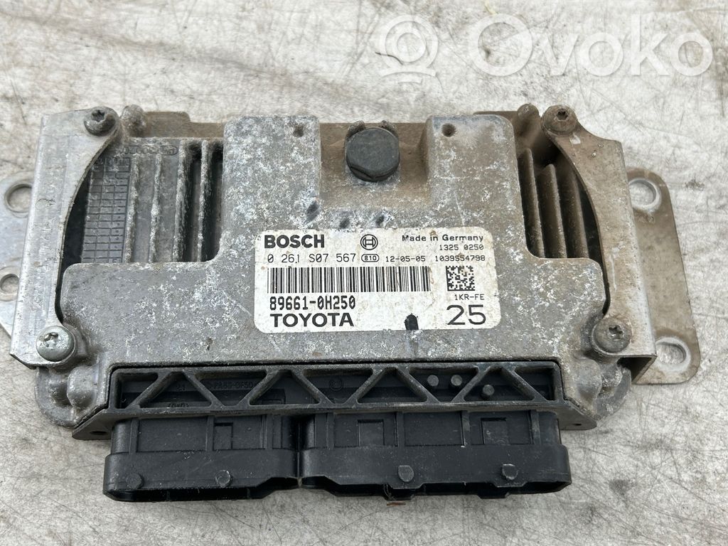 Toyota Aygo AB10 Engine control unit/module 