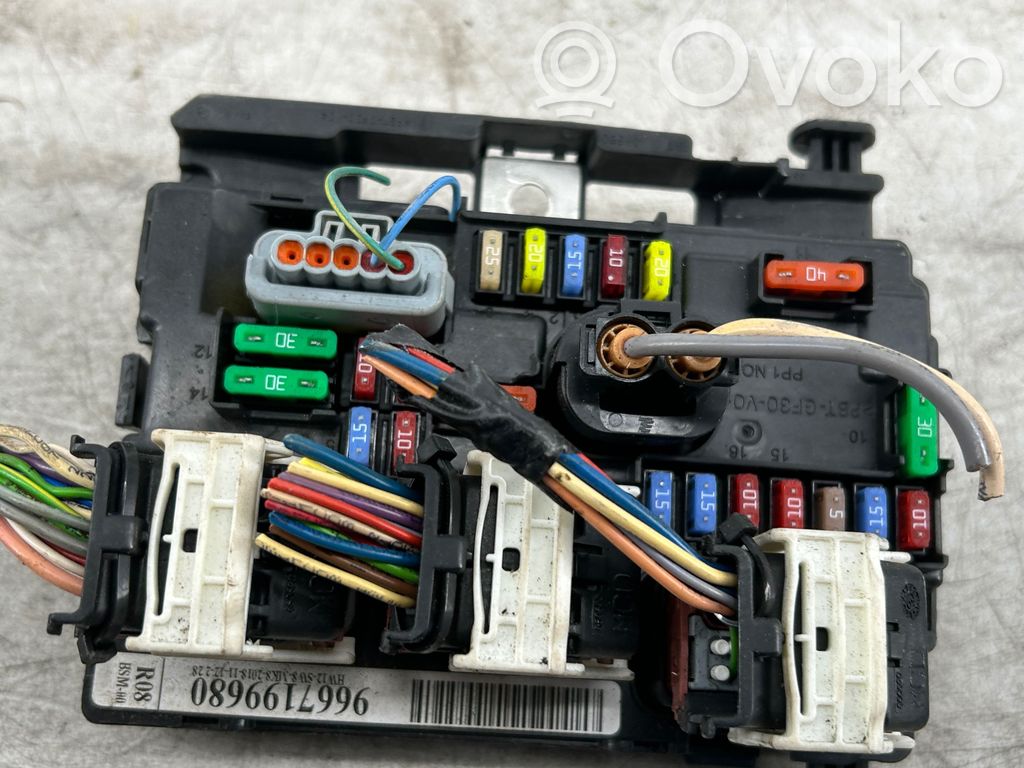 Citroen C4 Grand Picasso Fuse module 