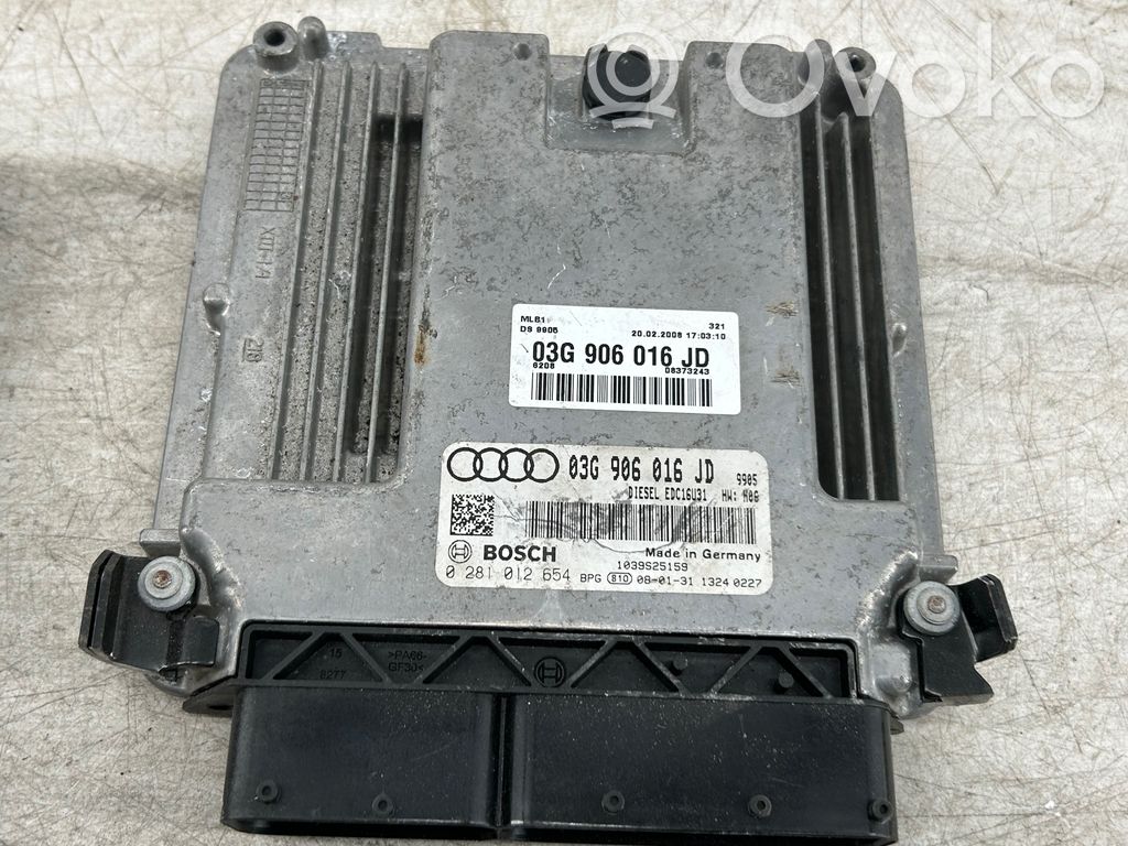 Audi A4 S4 B8 8K Engine control unit/module 