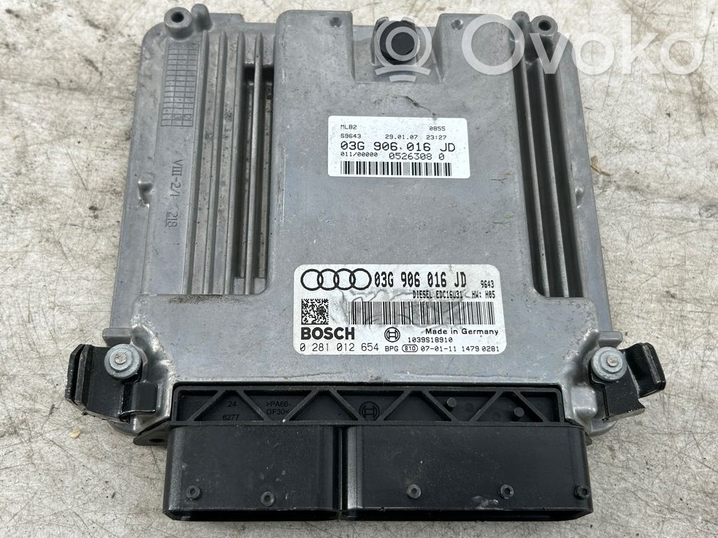 Audi A4 S4 B8 8K Engine control unit/module 