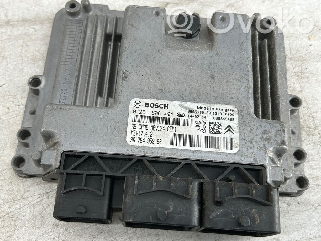 Peugeot 2008 I Engine control unit/module 