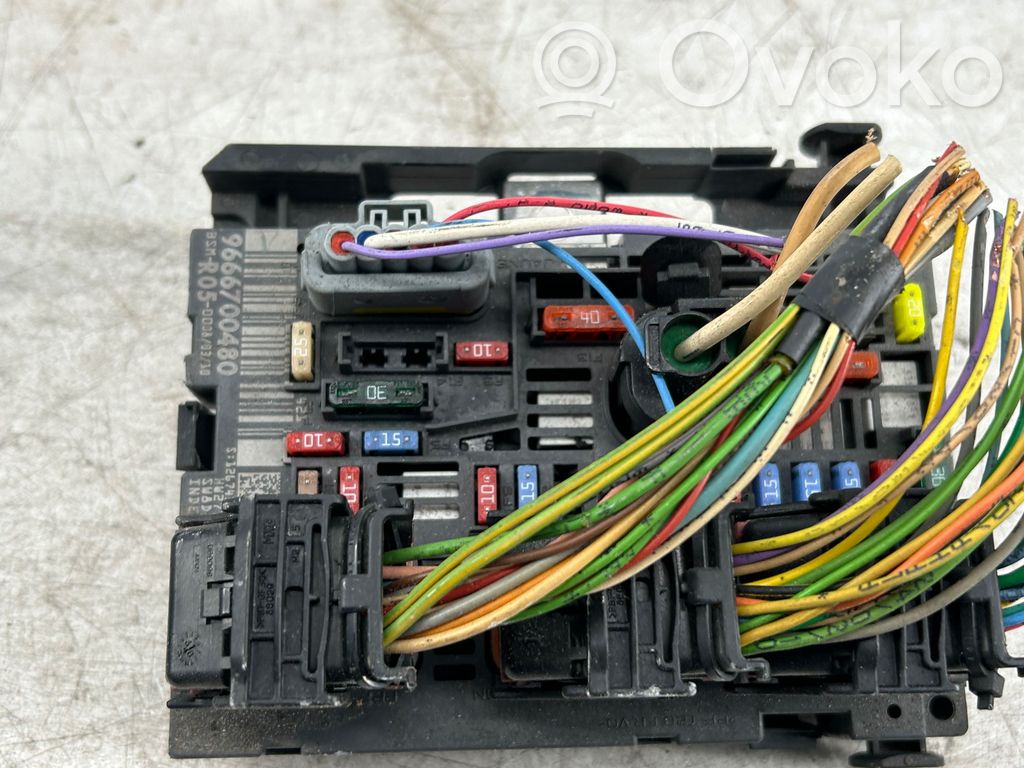 Peugeot 308 Drošinātāju bloks 