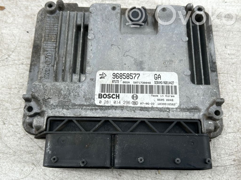 Chevrolet Captiva Engine control unit/module 
