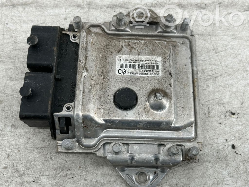 Suzuki Alto Engine control unit/module 