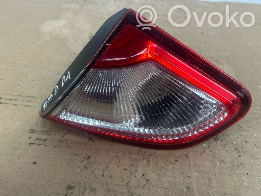 Nissan Qashqai Tailgate rear/tail lights 