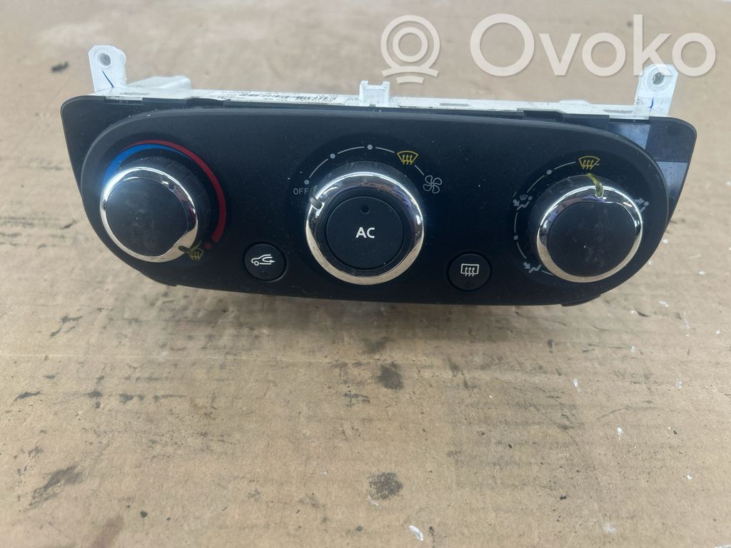 BMW X3 E83 Climate control unit 
