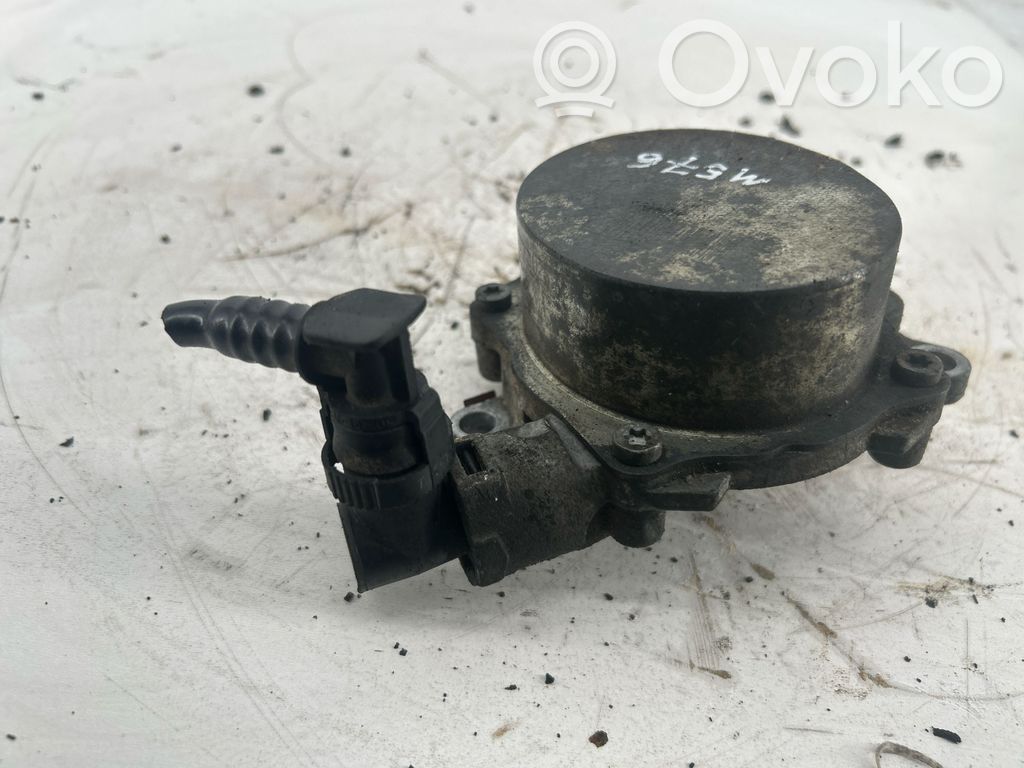 Vacuum pump