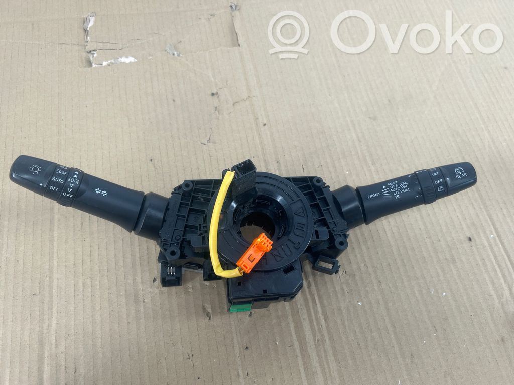 Mitsubishi ASX Interruptor/palanca de limpiador de luz de giro 