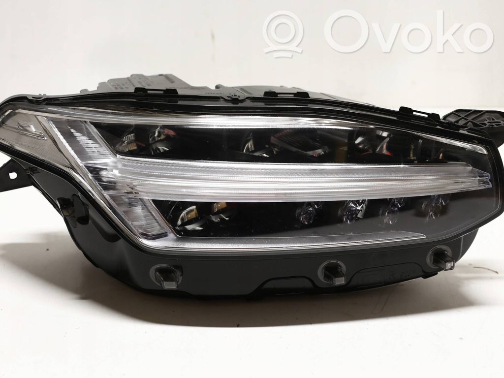 Volvo XC90 Scheinwerfer 