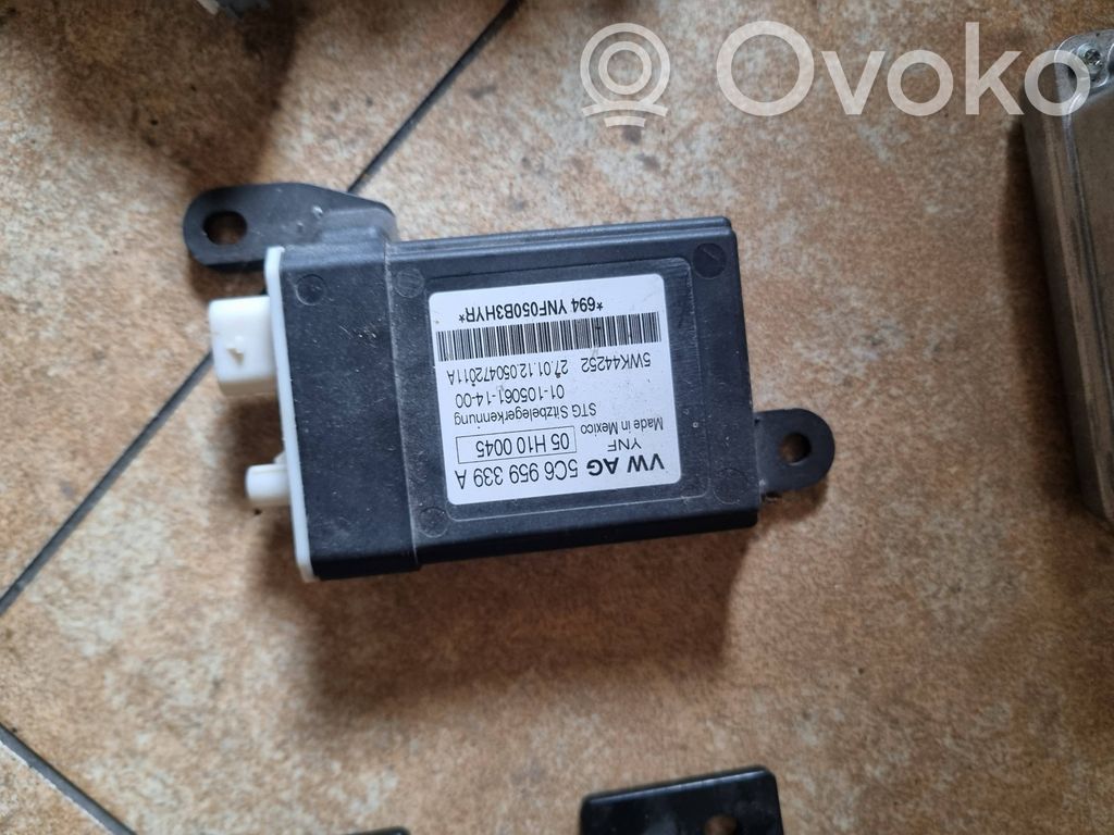 Module de commande de siège   5C6959339A
