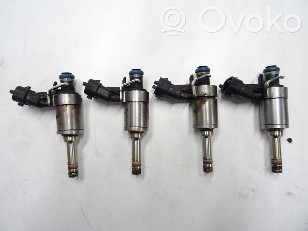 Opel Insignia A Inyector de combustible 